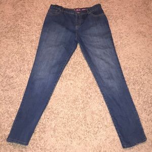 Children’s place skinny jeans size16